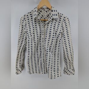 Gap Button down Shirt White Tea Cup Fitted Boyfriend Fit XS